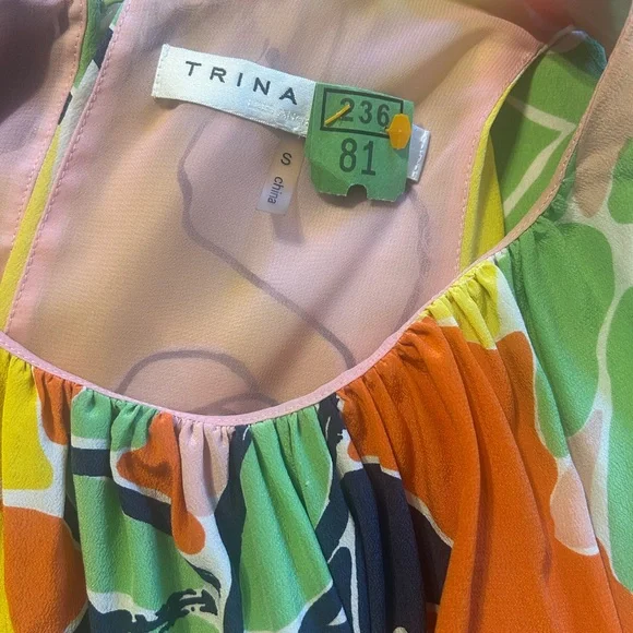 Trina Turk Floral Sleeveless Silk Top - Picture 4 of 4